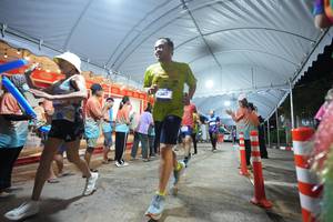 BIB: 4262
                            <button type="button" onclick="openModal(26258252)" class="btn btn-primary btn-sm float-right btn-popup" data-toggle="modal" data-target=".modal-high-quality">
                        <i class="fas fa-shopping-cart"></i> Add to Cart
                    </button>
                                            <button type="button" onclick="isThisMe(26258252, true)" class="btn btn-success btn-sm float-right btn-popup btn-isme hidden" data-toggle="tooltip" data-placement="bottom" title="นี่คือรูปของคุณใช่ไหม คลิกที่นี่เพื่อเอาเข้าอัลบั้ม">
                        <i class="fas fa-plus"></i> Add to album
                    </button>
                    <button type="button" onclick="isThisMe(26258252, false)" class="btn btn-warning btn-sm float-right btn-popup btn-isnotme hidden">
                        <i class="fas fa-ban"></i> Remove from album
                    </button>