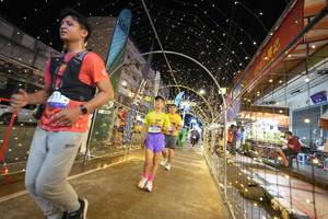 BIB: 4934
                            <button type="button" onclick="openModal(26258614)" class="btn btn-primary btn-sm float-right btn-popup" data-toggle="modal" data-target=".modal-high-quality">
                        <i class="fas fa-shopping-cart"></i> Add to Cart
                    </button>
                                            <button type="button" onclick="isThisMe(26258614, true)" class="btn btn-success btn-sm float-right btn-popup btn-isme hidden" data-toggle="tooltip" data-placement="bottom" title="นี่คือรูปของคุณใช่ไหม คลิกที่นี่เพื่อเอาเข้าอัลบั้ม">
                        <i class="fas fa-plus"></i> Add to album
                    </button>
                    <button type="button" onclick="isThisMe(26258614, false)" class="btn btn-warning btn-sm float-right btn-popup btn-isnotme hidden">
                        <i class="fas fa-ban"></i> Remove from album
                    </button>