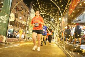 BIB: 902
                            <button type="button" onclick="openModal(26258977)" class="btn btn-primary btn-sm float-right btn-popup" data-toggle="modal" data-target=".modal-high-quality">
                        <i class="fas fa-shopping-cart"></i> Add to Cart
                    </button>
                                            <button type="button" onclick="isThisMe(26258977, true)" class="btn btn-success btn-sm float-right btn-popup btn-isme hidden" data-toggle="tooltip" data-placement="bottom" title="นี่คือรูปของคุณใช่ไหม คลิกที่นี่เพื่อเอาเข้าอัลบั้ม">
                        <i class="fas fa-plus"></i> Add to album
                    </button>
                    <button type="button" onclick="isThisMe(26258977, false)" class="btn btn-warning btn-sm float-right btn-popup btn-isnotme hidden">
                        <i class="fas fa-ban"></i> Remove from album
                    </button>