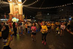 BIB: 208
                            <button type="button" onclick="openModal(26260719)" class="btn btn-primary btn-sm float-right btn-popup" data-toggle="modal" data-target=".modal-high-quality">
                        <i class="fas fa-shopping-cart"></i> Add to Cart
                    </button>
                                            <button type="button" onclick="isThisMe(26260719, true)" class="btn btn-success btn-sm float-right btn-popup btn-isme hidden" data-toggle="tooltip" data-placement="bottom" title="นี่คือรูปของคุณใช่ไหม คลิกที่นี่เพื่อเอาเข้าอัลบั้ม">
                        <i class="fas fa-plus"></i> Add to album
                    </button>
                    <button type="button" onclick="isThisMe(26260719, false)" class="btn btn-warning btn-sm float-right btn-popup btn-isnotme hidden">
                        <i class="fas fa-ban"></i> Remove from album
                    </button>