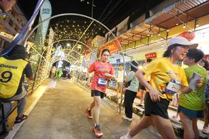 BIB: 4803, 343
                            <button type="button" onclick="openModal(26258434)" class="btn btn-primary btn-sm float-right btn-popup" data-toggle="modal" data-target=".modal-high-quality">
                        <i class="fas fa-shopping-cart"></i> Add to Cart
                    </button>
                                            <button type="button" onclick="isThisMe(26258434, true)" class="btn btn-success btn-sm float-right btn-popup btn-isme hidden" data-toggle="tooltip" data-placement="bottom" title="นี่คือรูปของคุณใช่ไหม คลิกที่นี่เพื่อเอาเข้าอัลบั้ม">
                        <i class="fas fa-plus"></i> Add to album
                    </button>
                    <button type="button" onclick="isThisMe(26258434, false)" class="btn btn-warning btn-sm float-right btn-popup btn-isnotme hidden">
                        <i class="fas fa-ban"></i> Remove from album
                    </button>