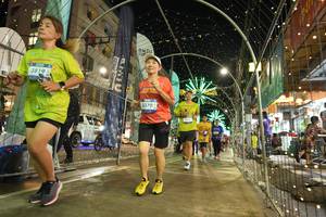 BIB: 3819, 3370
                            <button type="button" onclick="openModal(26259204)" class="btn btn-primary btn-sm float-right btn-popup" data-toggle="modal" data-target=".modal-high-quality">
                        <i class="fas fa-shopping-cart"></i> Add to Cart
                    </button>
                                            <button type="button" onclick="isThisMe(26259204, true)" class="btn btn-success btn-sm float-right btn-popup btn-isme hidden" data-toggle="tooltip" data-placement="bottom" title="นี่คือรูปของคุณใช่ไหม คลิกที่นี่เพื่อเอาเข้าอัลบั้ม">
                        <i class="fas fa-plus"></i> Add to album
                    </button>
                    <button type="button" onclick="isThisMe(26259204, false)" class="btn btn-warning btn-sm float-right btn-popup btn-isnotme hidden">
                        <i class="fas fa-ban"></i> Remove from album
                    </button>