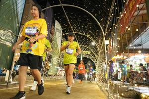 BIB: 4102, 3894
                            <button type="button" onclick="openModal(26259594)" class="btn btn-primary btn-sm float-right btn-popup" data-toggle="modal" data-target=".modal-high-quality">
                        <i class="fas fa-shopping-cart"></i> Add to Cart
                    </button>
                                            <button type="button" onclick="isThisMe(26259594, true)" class="btn btn-success btn-sm float-right btn-popup btn-isme hidden" data-toggle="tooltip" data-placement="bottom" title="นี่คือรูปของคุณใช่ไหม คลิกที่นี่เพื่อเอาเข้าอัลบั้ม">
                        <i class="fas fa-plus"></i> Add to album
                    </button>
                    <button type="button" onclick="isThisMe(26259594, false)" class="btn btn-warning btn-sm float-right btn-popup btn-isnotme hidden">
                        <i class="fas fa-ban"></i> Remove from album
                    </button>