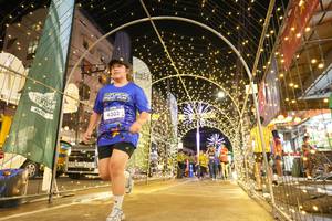 BIB: 4302
                            <button type="button" onclick="openModal(26259320)" class="btn btn-primary btn-sm float-right btn-popup" data-toggle="modal" data-target=".modal-high-quality">
                        <i class="fas fa-shopping-cart"></i> Add to Cart
                    </button>
                                            <button type="button" onclick="isThisMe(26259320, true)" class="btn btn-success btn-sm float-right btn-popup btn-isme hidden" data-toggle="tooltip" data-placement="bottom" title="นี่คือรูปของคุณใช่ไหม คลิกที่นี่เพื่อเอาเข้าอัลบั้ม">
                        <i class="fas fa-plus"></i> Add to album
                    </button>
                    <button type="button" onclick="isThisMe(26259320, false)" class="btn btn-warning btn-sm float-right btn-popup btn-isnotme hidden">
                        <i class="fas fa-ban"></i> Remove from album
                    </button>