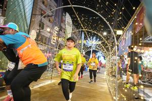 BIB: 3724
                            <button type="button" onclick="openModal(26259786)" class="btn btn-primary btn-sm float-right btn-popup" data-toggle="modal" data-target=".modal-high-quality">
                        <i class="fas fa-shopping-cart"></i> Add to Cart
                    </button>
                                            <button type="button" onclick="isThisMe(26259786, true)" class="btn btn-success btn-sm float-right btn-popup btn-isme hidden" data-toggle="tooltip" data-placement="bottom" title="นี่คือรูปของคุณใช่ไหม คลิกที่นี่เพื่อเอาเข้าอัลบั้ม">
                        <i class="fas fa-plus"></i> Add to album
                    </button>
                    <button type="button" onclick="isThisMe(26259786, false)" class="btn btn-warning btn-sm float-right btn-popup btn-isnotme hidden">
                        <i class="fas fa-ban"></i> Remove from album
                    </button>