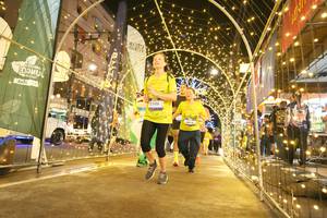 BIB: 3306
                            <button type="button" onclick="openModal(26259045)" class="btn btn-primary btn-sm float-right btn-popup" data-toggle="modal" data-target=".modal-high-quality">
                        <i class="fas fa-shopping-cart"></i> Add to Cart
                    </button>
                                            <button type="button" onclick="isThisMe(26259045, true)" class="btn btn-success btn-sm float-right btn-popup btn-isme hidden" data-toggle="tooltip" data-placement="bottom" title="นี่คือรูปของคุณใช่ไหม คลิกที่นี่เพื่อเอาเข้าอัลบั้ม">
                        <i class="fas fa-plus"></i> Add to album
                    </button>
                    <button type="button" onclick="isThisMe(26259045, false)" class="btn btn-warning btn-sm float-right btn-popup btn-isnotme hidden">
                        <i class="fas fa-ban"></i> Remove from album
                    </button>