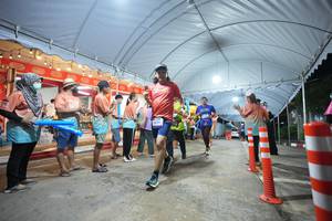 BIB: 
                            <button type="button" onclick="openModal(26258255)" class="btn btn-primary btn-sm float-right btn-popup" data-toggle="modal" data-target=".modal-high-quality">
                        <i class="fas fa-shopping-cart"></i> Add to Cart
                    </button>
                                            <button type="button" onclick="isThisMe(26258255, true)" class="btn btn-success btn-sm float-right btn-popup btn-isme hidden" data-toggle="tooltip" data-placement="bottom" title="นี่คือรูปของคุณใช่ไหม คลิกที่นี่เพื่อเอาเข้าอัลบั้ม">
                        <i class="fas fa-plus"></i> Add to album
                    </button>
                    <button type="button" onclick="isThisMe(26258255, false)" class="btn btn-warning btn-sm float-right btn-popup btn-isnotme hidden">
                        <i class="fas fa-ban"></i> Remove from album
                    </button>