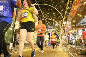 BIB: 3323, 053, 4330
                            <button type="button" onclick="openModal(26259410)" class="btn btn-primary btn-sm float-right btn-popup" data-toggle="modal" data-target=".modal-high-quality">
                        <i class="fas fa-shopping-cart"></i> Add to Cart
                    </button>
                                            <button type="button" onclick="isThisMe(26259410, true)" class="btn btn-success btn-sm float-right btn-popup btn-isme hidden" data-toggle="tooltip" data-placement="bottom" title="นี่คือรูปของคุณใช่ไหม คลิกที่นี่เพื่อเอาเข้าอัลบั้ม">
                        <i class="fas fa-plus"></i> Add to album
                    </button>
                    <button type="button" onclick="isThisMe(26259410, false)" class="btn btn-warning btn-sm float-right btn-popup btn-isnotme hidden">
                        <i class="fas fa-ban"></i> Remove from album
                    </button>