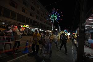 BIB: 
                            <button type="button" onclick="openModal(26260795)" class="btn btn-primary btn-sm float-right btn-popup" data-toggle="modal" data-target=".modal-high-quality">
                        <i class="fas fa-shopping-cart"></i> Add to Cart
                    </button>
                                            <button type="button" onclick="isThisMe(26260795, true)" class="btn btn-success btn-sm float-right btn-popup btn-isme hidden" data-toggle="tooltip" data-placement="bottom" title="นี่คือรูปของคุณใช่ไหม คลิกที่นี่เพื่อเอาเข้าอัลบั้ม">
                        <i class="fas fa-plus"></i> Add to album
                    </button>
                    <button type="button" onclick="isThisMe(26260795, false)" class="btn btn-warning btn-sm float-right btn-popup btn-isnotme hidden">
                        <i class="fas fa-ban"></i> Remove from album
                    </button>