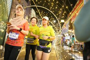 BIB: 3154
                            <button type="button" onclick="openModal(26259758)" class="btn btn-primary btn-sm float-right btn-popup" data-toggle="modal" data-target=".modal-high-quality">
                        <i class="fas fa-shopping-cart"></i> Add to Cart
                    </button>
                                            <button type="button" onclick="isThisMe(26259758, true)" class="btn btn-success btn-sm float-right btn-popup btn-isme hidden" data-toggle="tooltip" data-placement="bottom" title="นี่คือรูปของคุณใช่ไหม คลิกที่นี่เพื่อเอาเข้าอัลบั้ม">
                        <i class="fas fa-plus"></i> Add to album
                    </button>
                    <button type="button" onclick="isThisMe(26259758, false)" class="btn btn-warning btn-sm float-right btn-popup btn-isnotme hidden">
                        <i class="fas fa-ban"></i> Remove from album
                    </button>