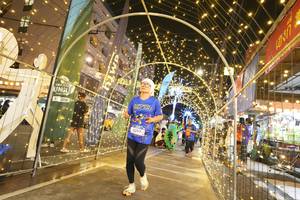 BIB: 3397
                            <button type="button" onclick="openModal(26258626)" class="btn btn-primary btn-sm float-right btn-popup" data-toggle="modal" data-target=".modal-high-quality">
                        <i class="fas fa-shopping-cart"></i> Add to Cart
                    </button>
                                            <button type="button" onclick="isThisMe(26258626, true)" class="btn btn-success btn-sm float-right btn-popup btn-isme hidden" data-toggle="tooltip" data-placement="bottom" title="นี่คือรูปของคุณใช่ไหม คลิกที่นี่เพื่อเอาเข้าอัลบั้ม">
                        <i class="fas fa-plus"></i> Add to album
                    </button>
                    <button type="button" onclick="isThisMe(26258626, false)" class="btn btn-warning btn-sm float-right btn-popup btn-isnotme hidden">
                        <i class="fas fa-ban"></i> Remove from album
                    </button>