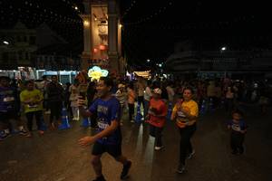 BIB: 1617
                            <button type="button" onclick="openModal(26260614)" class="btn btn-primary btn-sm float-right btn-popup" data-toggle="modal" data-target=".modal-high-quality">
                        <i class="fas fa-shopping-cart"></i> Add to Cart
                    </button>
                                            <button type="button" onclick="isThisMe(26260614, true)" class="btn btn-success btn-sm float-right btn-popup btn-isme hidden" data-toggle="tooltip" data-placement="bottom" title="นี่คือรูปของคุณใช่ไหม คลิกที่นี่เพื่อเอาเข้าอัลบั้ม">
                        <i class="fas fa-plus"></i> Add to album
                    </button>
                    <button type="button" onclick="isThisMe(26260614, false)" class="btn btn-warning btn-sm float-right btn-popup btn-isnotme hidden">
                        <i class="fas fa-ban"></i> Remove from album
                    </button>