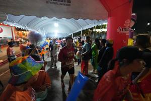 BIB: 8376073, 9636283
                            <button type="button" onclick="openModal(26257860)" class="btn btn-primary btn-sm float-right btn-popup" data-toggle="modal" data-target=".modal-high-quality">
                        <i class="fas fa-shopping-cart"></i> Add to Cart
                    </button>
                                            <button type="button" onclick="isThisMe(26257860, true)" class="btn btn-success btn-sm float-right btn-popup btn-isme hidden" data-toggle="tooltip" data-placement="bottom" title="นี่คือรูปของคุณใช่ไหม คลิกที่นี่เพื่อเอาเข้าอัลบั้ม">
                        <i class="fas fa-plus"></i> Add to album
                    </button>
                    <button type="button" onclick="isThisMe(26257860, false)" class="btn btn-warning btn-sm float-right btn-popup btn-isnotme hidden">
                        <i class="fas fa-ban"></i> Remove from album
                    </button>