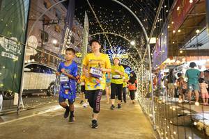 BIB: 100, 3405
                            <button type="button" onclick="openModal(26260085)" class="btn btn-primary btn-sm float-right btn-popup" data-toggle="modal" data-target=".modal-high-quality">
                        <i class="fas fa-shopping-cart"></i> Add to Cart
                    </button>
                                            <button type="button" onclick="isThisMe(26260085, true)" class="btn btn-success btn-sm float-right btn-popup btn-isme hidden" data-toggle="tooltip" data-placement="bottom" title="นี่คือรูปของคุณใช่ไหม คลิกที่นี่เพื่อเอาเข้าอัลบั้ม">
                        <i class="fas fa-plus"></i> Add to album
                    </button>
                    <button type="button" onclick="isThisMe(26260085, false)" class="btn btn-warning btn-sm float-right btn-popup btn-isnotme hidden">
                        <i class="fas fa-ban"></i> Remove from album
                    </button>