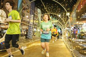 BIB: 4493
                            <button type="button" onclick="openModal(26258653)" class="btn btn-primary btn-sm float-right btn-popup" data-toggle="modal" data-target=".modal-high-quality">
                        <i class="fas fa-shopping-cart"></i> Add to Cart
                    </button>
                                            <button type="button" onclick="isThisMe(26258653, true)" class="btn btn-success btn-sm float-right btn-popup btn-isme hidden" data-toggle="tooltip" data-placement="bottom" title="นี่คือรูปของคุณใช่ไหม คลิกที่นี่เพื่อเอาเข้าอัลบั้ม">
                        <i class="fas fa-plus"></i> Add to album
                    </button>
                    <button type="button" onclick="isThisMe(26258653, false)" class="btn btn-warning btn-sm float-right btn-popup btn-isnotme hidden">
                        <i class="fas fa-ban"></i> Remove from album
                    </button>