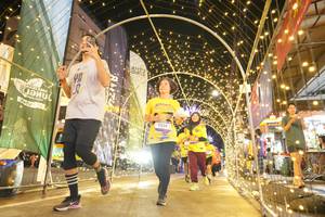 BIB: 3238
                            <button type="button" onclick="openModal(26259373)" class="btn btn-primary btn-sm float-right btn-popup" data-toggle="modal" data-target=".modal-high-quality">
                        <i class="fas fa-shopping-cart"></i> Add to Cart
                    </button>
                                            <button type="button" onclick="isThisMe(26259373, true)" class="btn btn-success btn-sm float-right btn-popup btn-isme hidden" data-toggle="tooltip" data-placement="bottom" title="นี่คือรูปของคุณใช่ไหม คลิกที่นี่เพื่อเอาเข้าอัลบั้ม">
                        <i class="fas fa-plus"></i> Add to album
                    </button>
                    <button type="button" onclick="isThisMe(26259373, false)" class="btn btn-warning btn-sm float-right btn-popup btn-isnotme hidden">
                        <i class="fas fa-ban"></i> Remove from album
                    </button>