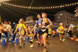 BIB: 102, 1037
                            <button type="button" onclick="openModal(26260451)" class="btn btn-primary btn-sm float-right btn-popup" data-toggle="modal" data-target=".modal-high-quality">
                        <i class="fas fa-shopping-cart"></i> Add to Cart
                    </button>
                                            <button type="button" onclick="isThisMe(26260451, true)" class="btn btn-success btn-sm float-right btn-popup btn-isme hidden" data-toggle="tooltip" data-placement="bottom" title="นี่คือรูปของคุณใช่ไหม คลิกที่นี่เพื่อเอาเข้าอัลบั้ม">
                        <i class="fas fa-plus"></i> Add to album
                    </button>
                    <button type="button" onclick="isThisMe(26260451, false)" class="btn btn-warning btn-sm float-right btn-popup btn-isnotme hidden">
                        <i class="fas fa-ban"></i> Remove from album
                    </button>