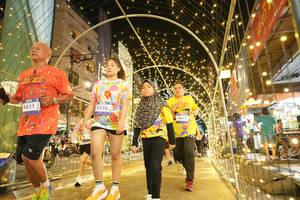 BIB: 4511, 3328, 4612
                            <button type="button" onclick="openModal(26259685)" class="btn btn-primary btn-sm float-right btn-popup" data-toggle="modal" data-target=".modal-high-quality">
                        <i class="fas fa-shopping-cart"></i> Add to Cart
                    </button>
                                            <button type="button" onclick="isThisMe(26259685, true)" class="btn btn-success btn-sm float-right btn-popup btn-isme hidden" data-toggle="tooltip" data-placement="bottom" title="นี่คือรูปของคุณใช่ไหม คลิกที่นี่เพื่อเอาเข้าอัลบั้ม">
                        <i class="fas fa-plus"></i> Add to album
                    </button>
                    <button type="button" onclick="isThisMe(26259685, false)" class="btn btn-warning btn-sm float-right btn-popup btn-isnotme hidden">
                        <i class="fas fa-ban"></i> Remove from album
                    </button>