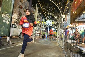 BIB: 4193
                            <button type="button" onclick="openModal(26260203)" class="btn btn-primary btn-sm float-right btn-popup" data-toggle="modal" data-target=".modal-high-quality">
                        <i class="fas fa-shopping-cart"></i> Add to Cart
                    </button>
                                            <button type="button" onclick="isThisMe(26260203, true)" class="btn btn-success btn-sm float-right btn-popup btn-isme hidden" data-toggle="tooltip" data-placement="bottom" title="นี่คือรูปของคุณใช่ไหม คลิกที่นี่เพื่อเอาเข้าอัลบั้ม">
                        <i class="fas fa-plus"></i> Add to album
                    </button>
                    <button type="button" onclick="isThisMe(26260203, false)" class="btn btn-warning btn-sm float-right btn-popup btn-isnotme hidden">
                        <i class="fas fa-ban"></i> Remove from album
                    </button>