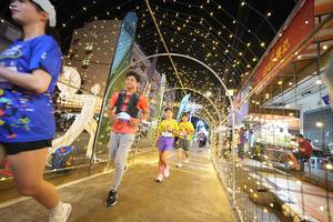 BIB: 
                            <button type="button" onclick="openModal(26258613)" class="btn btn-primary btn-sm float-right btn-popup" data-toggle="modal" data-target=".modal-high-quality">
                        <i class="fas fa-shopping-cart"></i> Add to Cart
                    </button>
                                            <button type="button" onclick="isThisMe(26258613, true)" class="btn btn-success btn-sm float-right btn-popup btn-isme hidden" data-toggle="tooltip" data-placement="bottom" title="นี่คือรูปของคุณใช่ไหม คลิกที่นี่เพื่อเอาเข้าอัลบั้ม">
                        <i class="fas fa-plus"></i> Add to album
                    </button>
                    <button type="button" onclick="isThisMe(26258613, false)" class="btn btn-warning btn-sm float-right btn-popup btn-isnotme hidden">
                        <i class="fas fa-ban"></i> Remove from album
                    </button>