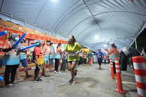 BIB: 3627
                            <button type="button" onclick="openModal(26258051)" class="btn btn-primary btn-sm float-right btn-popup" data-toggle="modal" data-target=".modal-high-quality">
                        <i class="fas fa-shopping-cart"></i> Add to Cart
                    </button>
                                            <button type="button" onclick="isThisMe(26258051, true)" class="btn btn-success btn-sm float-right btn-popup btn-isme hidden" data-toggle="tooltip" data-placement="bottom" title="นี่คือรูปของคุณใช่ไหม คลิกที่นี่เพื่อเอาเข้าอัลบั้ม">
                        <i class="fas fa-plus"></i> Add to album
                    </button>
                    <button type="button" onclick="isThisMe(26258051, false)" class="btn btn-warning btn-sm float-right btn-popup btn-isnotme hidden">
                        <i class="fas fa-ban"></i> Remove from album
                    </button>