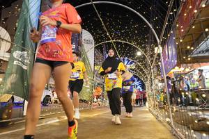 BIB: 7461, 4337
                            <button type="button" onclick="openModal(26259072)" class="btn btn-primary btn-sm float-right btn-popup" data-toggle="modal" data-target=".modal-high-quality">
                        <i class="fas fa-shopping-cart"></i> Add to Cart
                    </button>
                                            <button type="button" onclick="isThisMe(26259072, true)" class="btn btn-success btn-sm float-right btn-popup btn-isme hidden" data-toggle="tooltip" data-placement="bottom" title="นี่คือรูปของคุณใช่ไหม คลิกที่นี่เพื่อเอาเข้าอัลบั้ม">
                        <i class="fas fa-plus"></i> Add to album
                    </button>
                    <button type="button" onclick="isThisMe(26259072, false)" class="btn btn-warning btn-sm float-right btn-popup btn-isnotme hidden">
                        <i class="fas fa-ban"></i> Remove from album
                    </button>