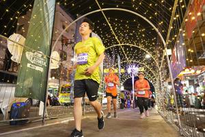 BIB: 1636
                            <button type="button" onclick="openModal(26259394)" class="btn btn-primary btn-sm float-right btn-popup" data-toggle="modal" data-target=".modal-high-quality">
                        <i class="fas fa-shopping-cart"></i> Add to Cart
                    </button>
                                            <button type="button" onclick="isThisMe(26259394, true)" class="btn btn-success btn-sm float-right btn-popup btn-isme hidden" data-toggle="tooltip" data-placement="bottom" title="นี่คือรูปของคุณใช่ไหม คลิกที่นี่เพื่อเอาเข้าอัลบั้ม">
                        <i class="fas fa-plus"></i> Add to album
                    </button>
                    <button type="button" onclick="isThisMe(26259394, false)" class="btn btn-warning btn-sm float-right btn-popup btn-isnotme hidden">
                        <i class="fas fa-ban"></i> Remove from album
                    </button>