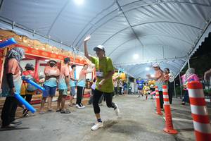 BIB: 
                            <button type="button" onclick="openModal(26258219)" class="btn btn-primary btn-sm float-right btn-popup" data-toggle="modal" data-target=".modal-high-quality">
                        <i class="fas fa-shopping-cart"></i> Add to Cart
                    </button>
                                            <button type="button" onclick="isThisMe(26258219, true)" class="btn btn-success btn-sm float-right btn-popup btn-isme hidden" data-toggle="tooltip" data-placement="bottom" title="นี่คือรูปของคุณใช่ไหม คลิกที่นี่เพื่อเอาเข้าอัลบั้ม">
                        <i class="fas fa-plus"></i> Add to album
                    </button>
                    <button type="button" onclick="isThisMe(26258219, false)" class="btn btn-warning btn-sm float-right btn-popup btn-isnotme hidden">
                        <i class="fas fa-ban"></i> Remove from album
                    </button>