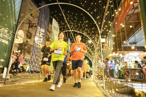 BIB: 3254
                            <button type="button" onclick="openModal(26259561)" class="btn btn-primary btn-sm float-right btn-popup" data-toggle="modal" data-target=".modal-high-quality">
                        <i class="fas fa-shopping-cart"></i> Add to Cart
                    </button>
                                            <button type="button" onclick="isThisMe(26259561, true)" class="btn btn-success btn-sm float-right btn-popup btn-isme hidden" data-toggle="tooltip" data-placement="bottom" title="นี่คือรูปของคุณใช่ไหม คลิกที่นี่เพื่อเอาเข้าอัลบั้ม">
                        <i class="fas fa-plus"></i> Add to album
                    </button>
                    <button type="button" onclick="isThisMe(26259561, false)" class="btn btn-warning btn-sm float-right btn-popup btn-isnotme hidden">
                        <i class="fas fa-ban"></i> Remove from album
                    </button>