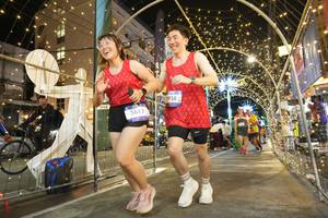 BIB: 3612, 928
                            <button type="button" onclick="openModal(26258697)" class="btn btn-primary btn-sm float-right btn-popup" data-toggle="modal" data-target=".modal-high-quality">
                        <i class="fas fa-shopping-cart"></i> Add to Cart
                    </button>
                                            <button type="button" onclick="isThisMe(26258697, true)" class="btn btn-success btn-sm float-right btn-popup btn-isme hidden" data-toggle="tooltip" data-placement="bottom" title="นี่คือรูปของคุณใช่ไหม คลิกที่นี่เพื่อเอาเข้าอัลบั้ม">
                        <i class="fas fa-plus"></i> Add to album
                    </button>
                    <button type="button" onclick="isThisMe(26258697, false)" class="btn btn-warning btn-sm float-right btn-popup btn-isnotme hidden">
                        <i class="fas fa-ban"></i> Remove from album
                    </button>