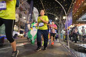 BIB: 4816
                            <button type="button" onclick="openModal(26259052)" class="btn btn-primary btn-sm float-right btn-popup" data-toggle="modal" data-target=".modal-high-quality">
                        <i class="fas fa-shopping-cart"></i> Add to Cart
                    </button>
                                            <button type="button" onclick="isThisMe(26259052, true)" class="btn btn-success btn-sm float-right btn-popup btn-isme hidden" data-toggle="tooltip" data-placement="bottom" title="นี่คือรูปของคุณใช่ไหม คลิกที่นี่เพื่อเอาเข้าอัลบั้ม">
                        <i class="fas fa-plus"></i> Add to album
                    </button>
                    <button type="button" onclick="isThisMe(26259052, false)" class="btn btn-warning btn-sm float-right btn-popup btn-isnotme hidden">
                        <i class="fas fa-ban"></i> Remove from album
                    </button>