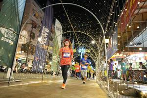 BIB: 1932, 3001
                            <button type="button" onclick="openModal(26259618)" class="btn btn-primary btn-sm float-right btn-popup" data-toggle="modal" data-target=".modal-high-quality">
                        <i class="fas fa-shopping-cart"></i> Add to Cart
                    </button>
                                            <button type="button" onclick="isThisMe(26259618, true)" class="btn btn-success btn-sm float-right btn-popup btn-isme hidden" data-toggle="tooltip" data-placement="bottom" title="นี่คือรูปของคุณใช่ไหม คลิกที่นี่เพื่อเอาเข้าอัลบั้ม">
                        <i class="fas fa-plus"></i> Add to album
                    </button>
                    <button type="button" onclick="isThisMe(26259618, false)" class="btn btn-warning btn-sm float-right btn-popup btn-isnotme hidden">
                        <i class="fas fa-ban"></i> Remove from album
                    </button>