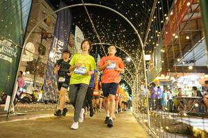 BIB: 3254, 4711
                            <button type="button" onclick="openModal(26259568)" class="btn btn-primary btn-sm float-right btn-popup" data-toggle="modal" data-target=".modal-high-quality">
                        <i class="fas fa-shopping-cart"></i> Add to Cart
                    </button>
                                            <button type="button" onclick="isThisMe(26259568, true)" class="btn btn-success btn-sm float-right btn-popup btn-isme hidden" data-toggle="tooltip" data-placement="bottom" title="นี่คือรูปของคุณใช่ไหม คลิกที่นี่เพื่อเอาเข้าอัลบั้ม">
                        <i class="fas fa-plus"></i> Add to album
                    </button>
                    <button type="button" onclick="isThisMe(26259568, false)" class="btn btn-warning btn-sm float-right btn-popup btn-isnotme hidden">
                        <i class="fas fa-ban"></i> Remove from album
                    </button>