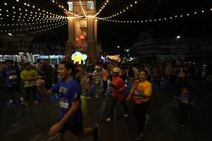 BIB: 617
                            <button type="button" onclick="openModal(26260636)" class="btn btn-primary btn-sm float-right btn-popup" data-toggle="modal" data-target=".modal-high-quality">
                        <i class="fas fa-shopping-cart"></i> Add to Cart
                    </button>
                                            <button type="button" onclick="isThisMe(26260636, true)" class="btn btn-success btn-sm float-right btn-popup btn-isme hidden" data-toggle="tooltip" data-placement="bottom" title="นี่คือรูปของคุณใช่ไหม คลิกที่นี่เพื่อเอาเข้าอัลบั้ม">
                        <i class="fas fa-plus"></i> Add to album
                    </button>
                    <button type="button" onclick="isThisMe(26260636, false)" class="btn btn-warning btn-sm float-right btn-popup btn-isnotme hidden">
                        <i class="fas fa-ban"></i> Remove from album
                    </button>