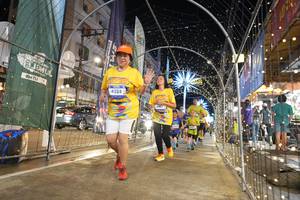 BIB: 4388
                            <button type="button" onclick="openModal(26259901)" class="btn btn-primary btn-sm float-right btn-popup" data-toggle="modal" data-target=".modal-high-quality">
                        <i class="fas fa-shopping-cart"></i> Add to Cart
                    </button>
                                            <button type="button" onclick="isThisMe(26259901, true)" class="btn btn-success btn-sm float-right btn-popup btn-isme hidden" data-toggle="tooltip" data-placement="bottom" title="นี่คือรูปของคุณใช่ไหม คลิกที่นี่เพื่อเอาเข้าอัลบั้ม">
                        <i class="fas fa-plus"></i> Add to album
                    </button>
                    <button type="button" onclick="isThisMe(26259901, false)" class="btn btn-warning btn-sm float-right btn-popup btn-isnotme hidden">
                        <i class="fas fa-ban"></i> Remove from album
                    </button>