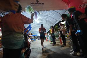 BIB: 8376073, 9636283
                            <button type="button" onclick="openModal(26257765)" class="btn btn-primary btn-sm float-right btn-popup" data-toggle="modal" data-target=".modal-high-quality">
                        <i class="fas fa-shopping-cart"></i> Add to Cart
                    </button>
                                            <button type="button" onclick="isThisMe(26257765, true)" class="btn btn-success btn-sm float-right btn-popup btn-isme hidden" data-toggle="tooltip" data-placement="bottom" title="นี่คือรูปของคุณใช่ไหม คลิกที่นี่เพื่อเอาเข้าอัลบั้ม">
                        <i class="fas fa-plus"></i> Add to album
                    </button>
                    <button type="button" onclick="isThisMe(26257765, false)" class="btn btn-warning btn-sm float-right btn-popup btn-isnotme hidden">
                        <i class="fas fa-ban"></i> Remove from album
                    </button>