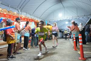 BIB: 3054
                            <button type="button" onclick="openModal(26257966)" class="btn btn-primary btn-sm float-right btn-popup" data-toggle="modal" data-target=".modal-high-quality">
                        <i class="fas fa-shopping-cart"></i> Add to Cart
                    </button>
                                            <button type="button" onclick="isThisMe(26257966, true)" class="btn btn-success btn-sm float-right btn-popup btn-isme hidden" data-toggle="tooltip" data-placement="bottom" title="นี่คือรูปของคุณใช่ไหม คลิกที่นี่เพื่อเอาเข้าอัลบั้ม">
                        <i class="fas fa-plus"></i> Add to album
                    </button>
                    <button type="button" onclick="isThisMe(26257966, false)" class="btn btn-warning btn-sm float-right btn-popup btn-isnotme hidden">
                        <i class="fas fa-ban"></i> Remove from album
                    </button>