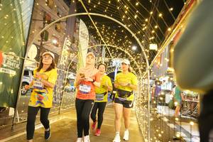 BIB: 3440, 3154
                            <button type="button" onclick="openModal(26259754)" class="btn btn-primary btn-sm float-right btn-popup" data-toggle="modal" data-target=".modal-high-quality">
                        <i class="fas fa-shopping-cart"></i> Add to Cart
                    </button>
                                            <button type="button" onclick="isThisMe(26259754, true)" class="btn btn-success btn-sm float-right btn-popup btn-isme hidden" data-toggle="tooltip" data-placement="bottom" title="นี่คือรูปของคุณใช่ไหม คลิกที่นี่เพื่อเอาเข้าอัลบั้ม">
                        <i class="fas fa-plus"></i> Add to album
                    </button>
                    <button type="button" onclick="isThisMe(26259754, false)" class="btn btn-warning btn-sm float-right btn-popup btn-isnotme hidden">
                        <i class="fas fa-ban"></i> Remove from album
                    </button>