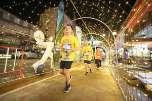 BIB: 3893
                            <button type="button" onclick="openModal(26258548)" class="btn btn-primary btn-sm float-right btn-popup" data-toggle="modal" data-target=".modal-high-quality">
                        <i class="fas fa-shopping-cart"></i> Add to Cart
                    </button>
                                            <button type="button" onclick="isThisMe(26258548, true)" class="btn btn-success btn-sm float-right btn-popup btn-isme hidden" data-toggle="tooltip" data-placement="bottom" title="นี่คือรูปของคุณใช่ไหม คลิกที่นี่เพื่อเอาเข้าอัลบั้ม">
                        <i class="fas fa-plus"></i> Add to album
                    </button>
                    <button type="button" onclick="isThisMe(26258548, false)" class="btn btn-warning btn-sm float-right btn-popup btn-isnotme hidden">
                        <i class="fas fa-ban"></i> Remove from album
                    </button>