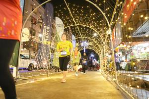 BIB: 
                            <button type="button" onclick="openModal(26259098)" class="btn btn-primary btn-sm float-right btn-popup" data-toggle="modal" data-target=".modal-high-quality">
                        <i class="fas fa-shopping-cart"></i> Add to Cart
                    </button>
                                            <button type="button" onclick="isThisMe(26259098, true)" class="btn btn-success btn-sm float-right btn-popup btn-isme hidden" data-toggle="tooltip" data-placement="bottom" title="นี่คือรูปของคุณใช่ไหม คลิกที่นี่เพื่อเอาเข้าอัลบั้ม">
                        <i class="fas fa-plus"></i> Add to album
                    </button>
                    <button type="button" onclick="isThisMe(26259098, false)" class="btn btn-warning btn-sm float-right btn-popup btn-isnotme hidden">
                        <i class="fas fa-ban"></i> Remove from album
                    </button>