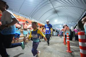 BIB: 3074
                            <button type="button" onclick="openModal(26258380)" class="btn btn-primary btn-sm float-right btn-popup" data-toggle="modal" data-target=".modal-high-quality">
                        <i class="fas fa-shopping-cart"></i> Add to Cart
                    </button>
                                            <button type="button" onclick="isThisMe(26258380, true)" class="btn btn-success btn-sm float-right btn-popup btn-isme hidden" data-toggle="tooltip" data-placement="bottom" title="นี่คือรูปของคุณใช่ไหม คลิกที่นี่เพื่อเอาเข้าอัลบั้ม">
                        <i class="fas fa-plus"></i> Add to album
                    </button>
                    <button type="button" onclick="isThisMe(26258380, false)" class="btn btn-warning btn-sm float-right btn-popup btn-isnotme hidden">
                        <i class="fas fa-ban"></i> Remove from album
                    </button>