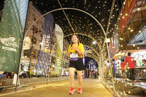 BIB: 3375
                            <button type="button" onclick="openModal(26259438)" class="btn btn-primary btn-sm float-right btn-popup" data-toggle="modal" data-target=".modal-high-quality">
                        <i class="fas fa-shopping-cart"></i> Add to Cart
                    </button>
                                            <button type="button" onclick="isThisMe(26259438, true)" class="btn btn-success btn-sm float-right btn-popup btn-isme hidden" data-toggle="tooltip" data-placement="bottom" title="นี่คือรูปของคุณใช่ไหม คลิกที่นี่เพื่อเอาเข้าอัลบั้ม">
                        <i class="fas fa-plus"></i> Add to album
                    </button>
                    <button type="button" onclick="isThisMe(26259438, false)" class="btn btn-warning btn-sm float-right btn-popup btn-isnotme hidden">
                        <i class="fas fa-ban"></i> Remove from album
                    </button>