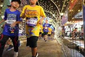 BIB: 3016, 3012
                            <button type="button" onclick="openModal(26259177)" class="btn btn-primary btn-sm float-right btn-popup" data-toggle="modal" data-target=".modal-high-quality">
                        <i class="fas fa-shopping-cart"></i> Add to Cart
                    </button>
                                            <button type="button" onclick="isThisMe(26259177, true)" class="btn btn-success btn-sm float-right btn-popup btn-isme hidden" data-toggle="tooltip" data-placement="bottom" title="นี่คือรูปของคุณใช่ไหม คลิกที่นี่เพื่อเอาเข้าอัลบั้ม">
                        <i class="fas fa-plus"></i> Add to album
                    </button>
                    <button type="button" onclick="isThisMe(26259177, false)" class="btn btn-warning btn-sm float-right btn-popup btn-isnotme hidden">
                        <i class="fas fa-ban"></i> Remove from album
                    </button>