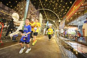 BIB: 
                            <button type="button" onclick="openModal(26258492)" class="btn btn-primary btn-sm float-right btn-popup" data-toggle="modal" data-target=".modal-high-quality">
                        <i class="fas fa-shopping-cart"></i> Add to Cart
                    </button>
                                            <button type="button" onclick="isThisMe(26258492, true)" class="btn btn-success btn-sm float-right btn-popup btn-isme hidden" data-toggle="tooltip" data-placement="bottom" title="นี่คือรูปของคุณใช่ไหม คลิกที่นี่เพื่อเอาเข้าอัลบั้ม">
                        <i class="fas fa-plus"></i> Add to album
                    </button>
                    <button type="button" onclick="isThisMe(26258492, false)" class="btn btn-warning btn-sm float-right btn-popup btn-isnotme hidden">
                        <i class="fas fa-ban"></i> Remove from album
                    </button>