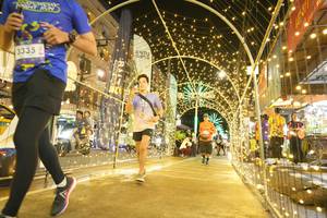 BIB: 3335
                            <button type="button" onclick="openModal(26259268)" class="btn btn-primary btn-sm float-right btn-popup" data-toggle="modal" data-target=".modal-high-quality">
                        <i class="fas fa-shopping-cart"></i> Add to Cart
                    </button>
                                            <button type="button" onclick="isThisMe(26259268, true)" class="btn btn-success btn-sm float-right btn-popup btn-isme hidden" data-toggle="tooltip" data-placement="bottom" title="นี่คือรูปของคุณใช่ไหม คลิกที่นี่เพื่อเอาเข้าอัลบั้ม">
                        <i class="fas fa-plus"></i> Add to album
                    </button>
                    <button type="button" onclick="isThisMe(26259268, false)" class="btn btn-warning btn-sm float-right btn-popup btn-isnotme hidden">
                        <i class="fas fa-ban"></i> Remove from album
                    </button>