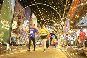 BIB: 232, 3600
                            <button type="button" onclick="openModal(26259405)" class="btn btn-primary btn-sm float-right btn-popup" data-toggle="modal" data-target=".modal-high-quality">
                        <i class="fas fa-shopping-cart"></i> Add to Cart
                    </button>
                                            <button type="button" onclick="isThisMe(26259405, true)" class="btn btn-success btn-sm float-right btn-popup btn-isme hidden" data-toggle="tooltip" data-placement="bottom" title="นี่คือรูปของคุณใช่ไหม คลิกที่นี่เพื่อเอาเข้าอัลบั้ม">
                        <i class="fas fa-plus"></i> Add to album
                    </button>
                    <button type="button" onclick="isThisMe(26259405, false)" class="btn btn-warning btn-sm float-right btn-popup btn-isnotme hidden">
                        <i class="fas fa-ban"></i> Remove from album
                    </button>