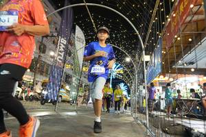 BIB: 761, 3045
                            <button type="button" onclick="openModal(26259617)" class="btn btn-primary btn-sm float-right btn-popup" data-toggle="modal" data-target=".modal-high-quality">
                        <i class="fas fa-shopping-cart"></i> Add to Cart
                    </button>
                                            <button type="button" onclick="isThisMe(26259617, true)" class="btn btn-success btn-sm float-right btn-popup btn-isme hidden" data-toggle="tooltip" data-placement="bottom" title="นี่คือรูปของคุณใช่ไหม คลิกที่นี่เพื่อเอาเข้าอัลบั้ม">
                        <i class="fas fa-plus"></i> Add to album
                    </button>
                    <button type="button" onclick="isThisMe(26259617, false)" class="btn btn-warning btn-sm float-right btn-popup btn-isnotme hidden">
                        <i class="fas fa-ban"></i> Remove from album
                    </button>