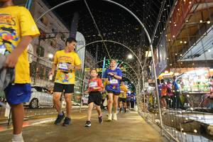 BIB: 360, 3070, 330
                            <button type="button" onclick="openModal(26258829)" class="btn btn-primary btn-sm float-right btn-popup" data-toggle="modal" data-target=".modal-high-quality">
                        <i class="fas fa-shopping-cart"></i> Add to Cart
                    </button>
                                            <button type="button" onclick="isThisMe(26258829, true)" class="btn btn-success btn-sm float-right btn-popup btn-isme hidden" data-toggle="tooltip" data-placement="bottom" title="นี่คือรูปของคุณใช่ไหม คลิกที่นี่เพื่อเอาเข้าอัลบั้ม">
                        <i class="fas fa-plus"></i> Add to album
                    </button>
                    <button type="button" onclick="isThisMe(26258829, false)" class="btn btn-warning btn-sm float-right btn-popup btn-isnotme hidden">
                        <i class="fas fa-ban"></i> Remove from album
                    </button>