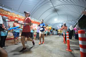 BIB: 
                            <button type="button" onclick="openModal(26258316)" class="btn btn-primary btn-sm float-right btn-popup" data-toggle="modal" data-target=".modal-high-quality">
                        <i class="fas fa-shopping-cart"></i> Add to Cart
                    </button>
                                            <button type="button" onclick="isThisMe(26258316, true)" class="btn btn-success btn-sm float-right btn-popup btn-isme hidden" data-toggle="tooltip" data-placement="bottom" title="นี่คือรูปของคุณใช่ไหม คลิกที่นี่เพื่อเอาเข้าอัลบั้ม">
                        <i class="fas fa-plus"></i> Add to album
                    </button>
                    <button type="button" onclick="isThisMe(26258316, false)" class="btn btn-warning btn-sm float-right btn-popup btn-isnotme hidden">
                        <i class="fas fa-ban"></i> Remove from album
                    </button>