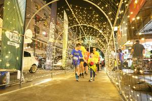 BIB: 
                            <button type="button" onclick="openModal(26259961)" class="btn btn-primary btn-sm float-right btn-popup" data-toggle="modal" data-target=".modal-high-quality">
                        <i class="fas fa-shopping-cart"></i> Add to Cart
                    </button>
                                            <button type="button" onclick="isThisMe(26259961, true)" class="btn btn-success btn-sm float-right btn-popup btn-isme hidden" data-toggle="tooltip" data-placement="bottom" title="นี่คือรูปของคุณใช่ไหม คลิกที่นี่เพื่อเอาเข้าอัลบั้ม">
                        <i class="fas fa-plus"></i> Add to album
                    </button>
                    <button type="button" onclick="isThisMe(26259961, false)" class="btn btn-warning btn-sm float-right btn-popup btn-isnotme hidden">
                        <i class="fas fa-ban"></i> Remove from album
                    </button>